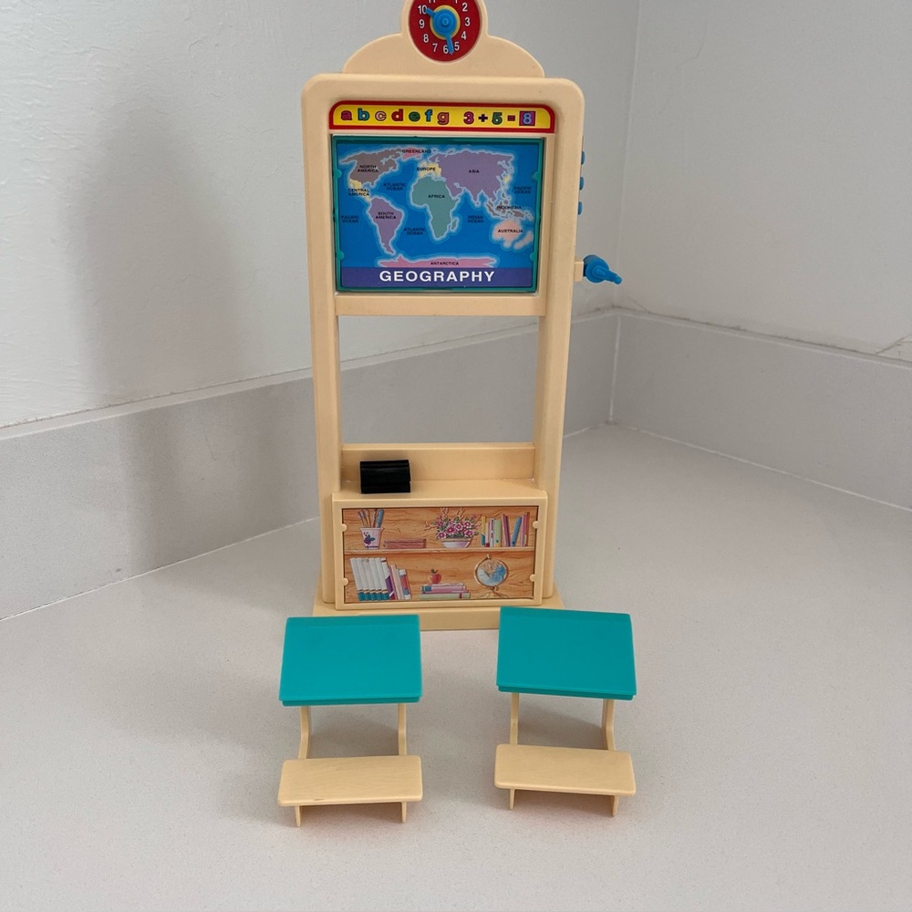 Vintage Barbie Teacher Classroom WORKING Talking Geography Teaching Board Desks